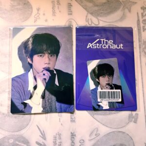 [BTS - JIN] СТЭНД ФОТО + ФОТОКАРТОЧКА ЗА ПРЕДЗАКАЗ (THE ASTRONAUT)