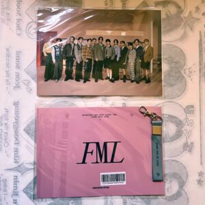 [SEVENTEEN] ОТКРЫТКА С БРЕЛКОМ (FML)